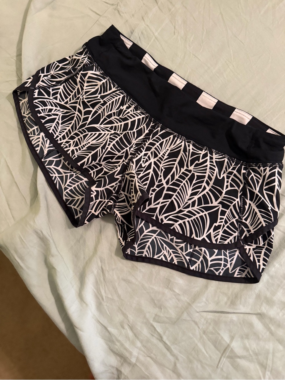 lululemon athletica Black and White Leaf-Print Running Shorts